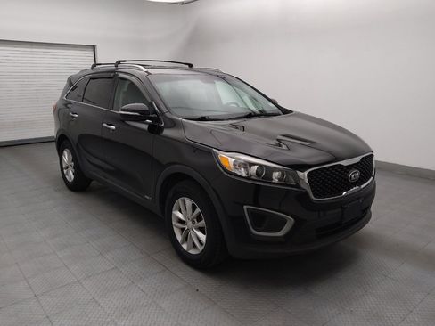 Used 2016 Kia Sorento AWD w/ LX Convenience Package image 13