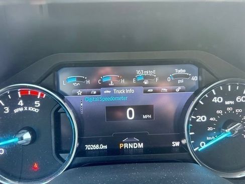 Used 2022 Ford F350 Lariat w/ Tremor Off-Road Package AWD/4WD image 42