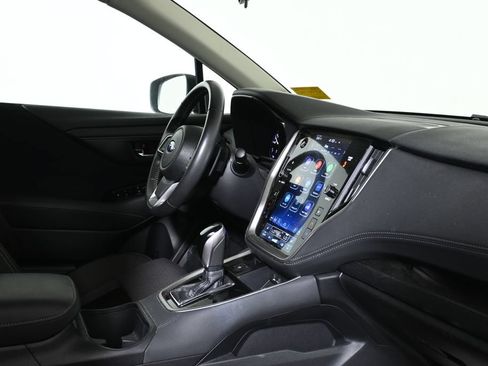 Used 2025 Subaru Outback Premium AWD/4WD image 8
