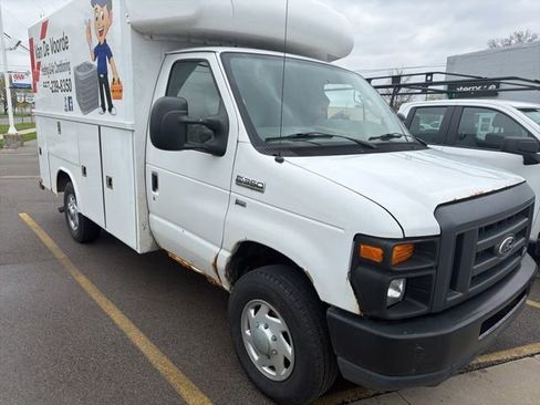 Used 2012 Ford E-350 and Econoline 350 Super Duty w/ PWR Locks & Windows Group image 2
