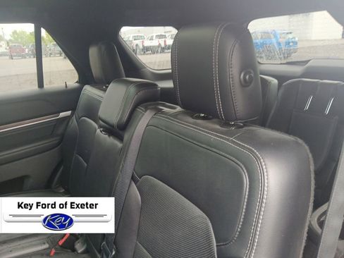 Used 2017 Ford Explorer Limited w/ Equipment Group 301A AWD/4WD image 16