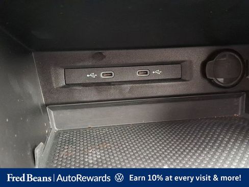 Certified 2025 Volkswagen Taos S AWD/4WD image 22