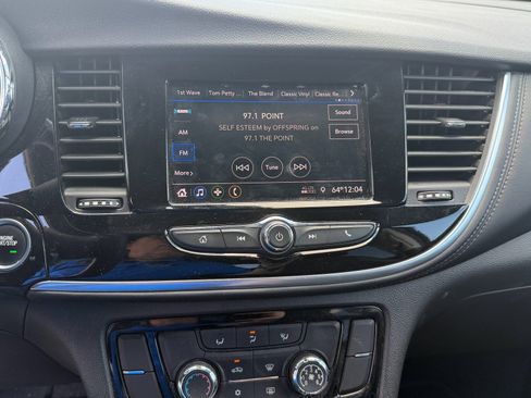 Used 2022 Buick Encore Preferred w/ Safety Package FWD image 7