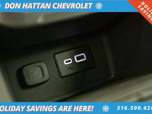 Used 2023 GMC Acadia SLE w/ Driver Convenience Package image 12