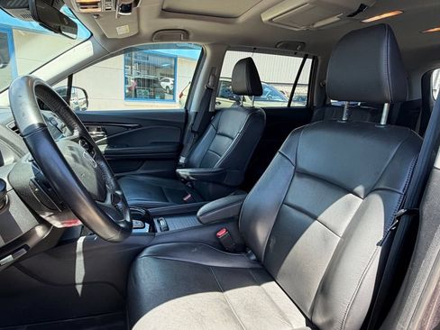 Certified 2020 Honda Pilot Touring image 21