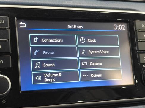 Used 2024 Nissan Versa SV FWD image 28