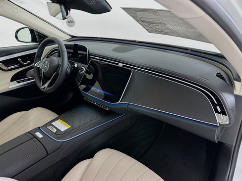 New 2026 Mercedes-Benz E 450 4MATIC All-Terrain Wagon image 32