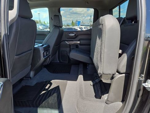 Used 2022 Chevrolet Silverado 1500 LTZ w/ LTZ Convenience Package II AWD/4WD image 30