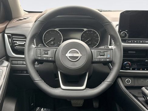 Used 2023 Nissan Rogue SL w/ SL Premium Package AWD/4WD image 12