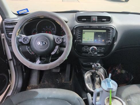 Used 2016 Kia Soul + w/ Audio Package image 8