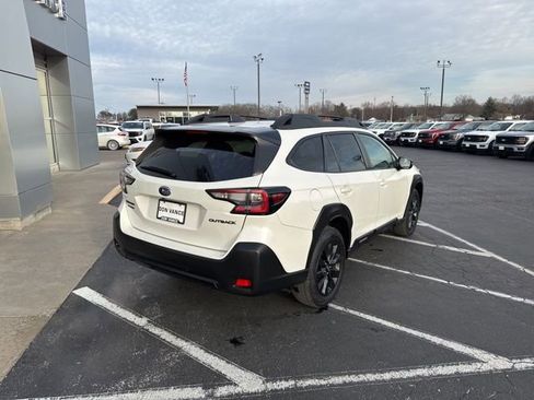 Used 2023 Subaru Outback Onyx Edition image 5