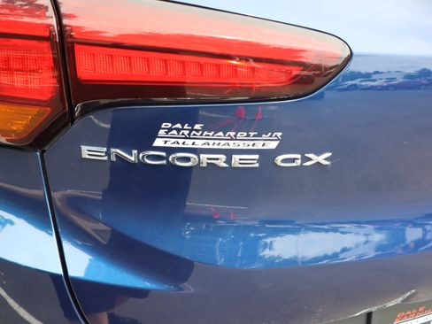 Used 2023 Buick Encore GX Essence w/ Experience Buick Package FWD image 43