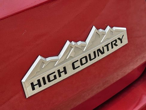 Used 2018 Chevrolet Traverse High Country AWD/4WD image 11