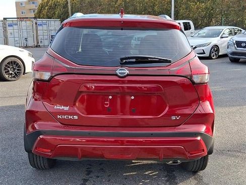 Used 2024 Nissan Kicks SV image 5