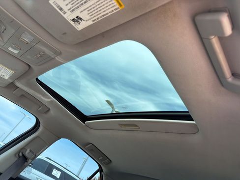 Used 2006 Cadillac STS V RWD image 18