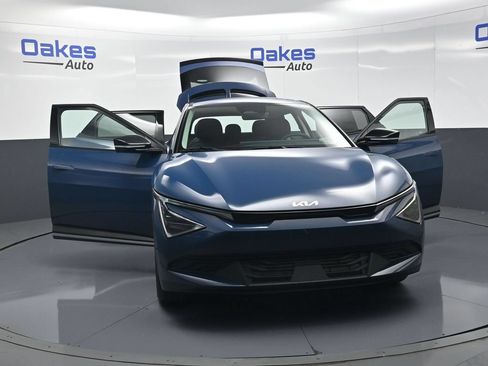 New 2026 Kia EV6 Light RWD image 55