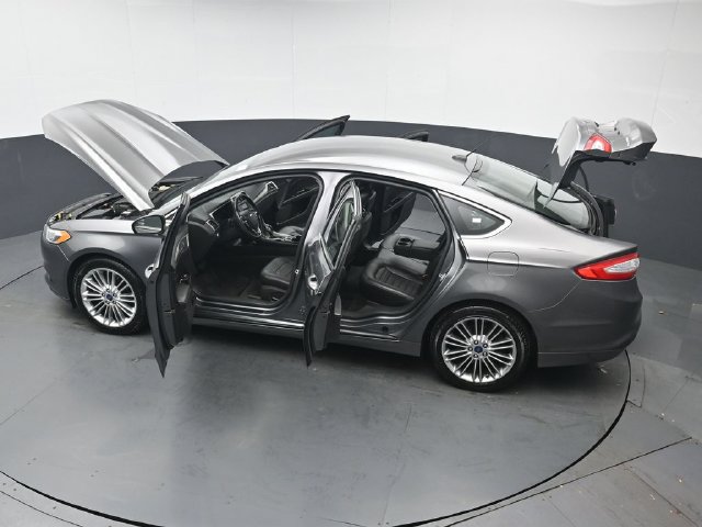Used 2014 Ford Fusion SE w/ Equipment Group 202A FWD image 40