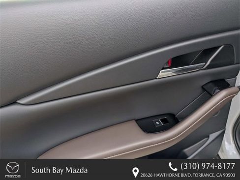 Certified 2025 MAZDA CX-30 AWD 2.5 S w/ Premium Package image 10