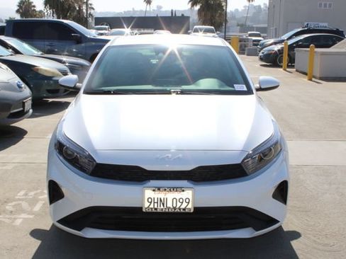 Used 2023 Kia Forte LXS FWD image 2