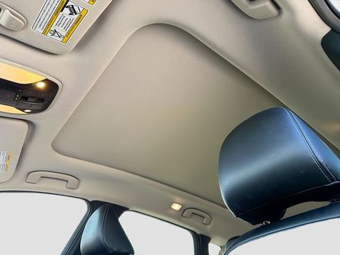 Used 2021 INFINITI QX50 Essential w/ Convenience Package image 28