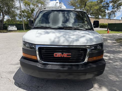 Used 2025 GMC Savana 3500 RWD image 12