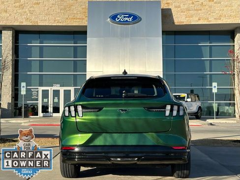 Used 2024 Ford Mustang Mach-E Premium image 19