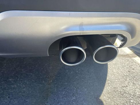 Used 2020 Ford Explorer Platinum image 24