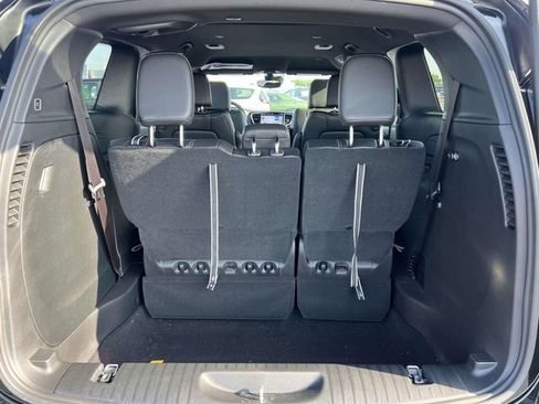 New 2025 Chrysler Voyager LX FWD image 7
