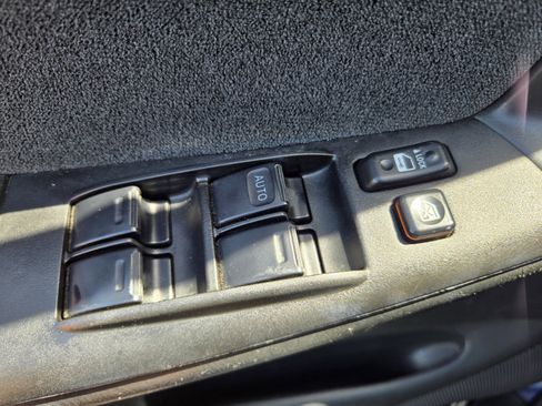 Used 2006 Toyota Corolla S FWD image 23