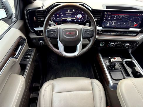 Used 2023 GMC Sierra 1500 SLT image 22