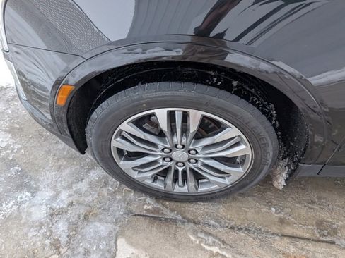 Used 2019 Cadillac XT5 Premium Luxury image 8