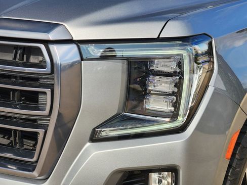 Used 2023 GMC Yukon AT4 w/ AT4 Premium Plus Package image 9