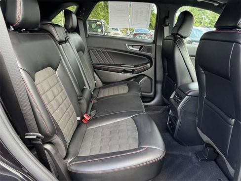 Used 2024 Ford Edge ST-Line w/ Cargo Accessory Package image 27