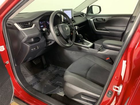 Used 2024 Toyota RAV4 LE image 29