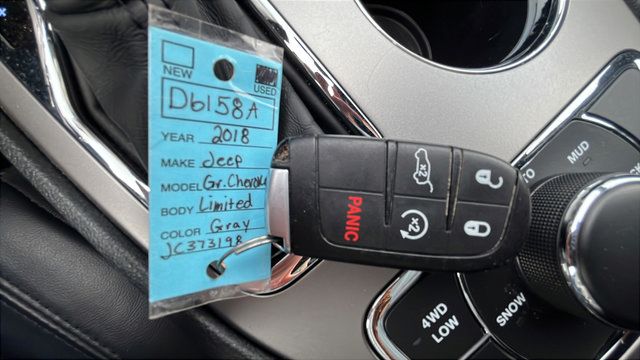 Used 2018 Jeep Grand Cherokee Limited AWD/4WD image 30