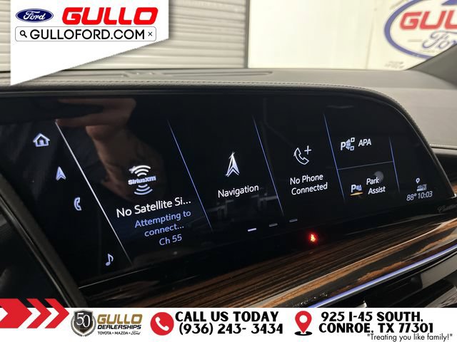 Used 2024 Cadillac Escalade Premium Luxury RWD image 26