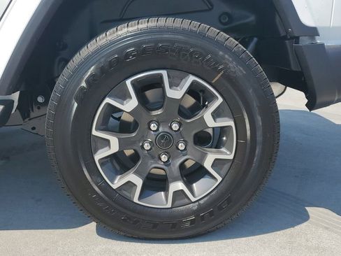 New 2025 Jeep Wrangler Sahara image 7