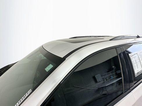 Used 2019 Chevrolet Traverse Premier w/ Redline Edition AWD/4WD image 23