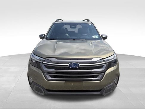 Used 2025 Subaru Forester Limited AWD/4WD image 27