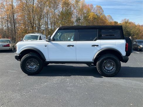 New 2025 Ford Bronco Big Bend w/ Black Diamond Package image 8