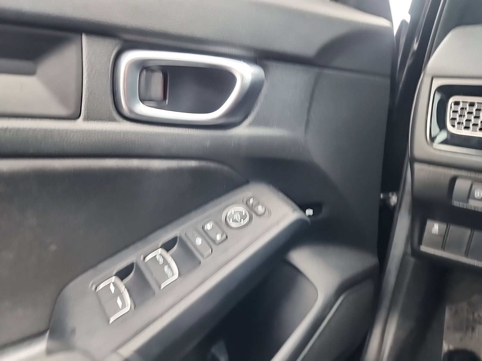 Used 2025 Honda Civic Sport image 5