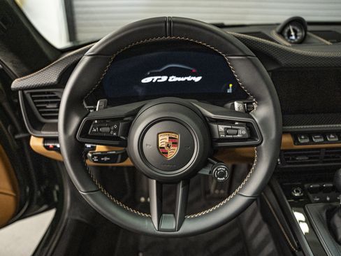 Used 2026 Porsche 911 GT3 RWD image 41