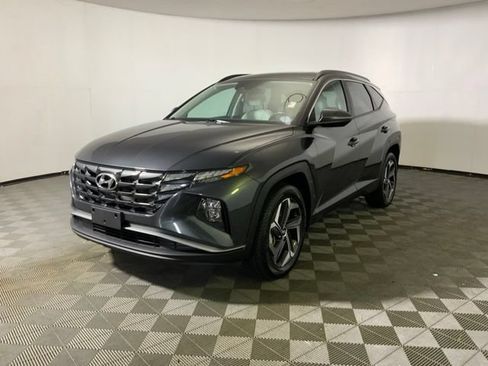Used 2023 Hyundai Tucson SEL w/ Convenience Package AWD/4WD image 3