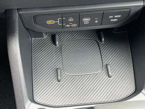 Used 2025 Kia K4 EX image 38