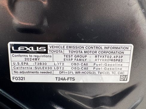 Used 2024 Lexus RX 350 FWD w/ Technology Package image 23