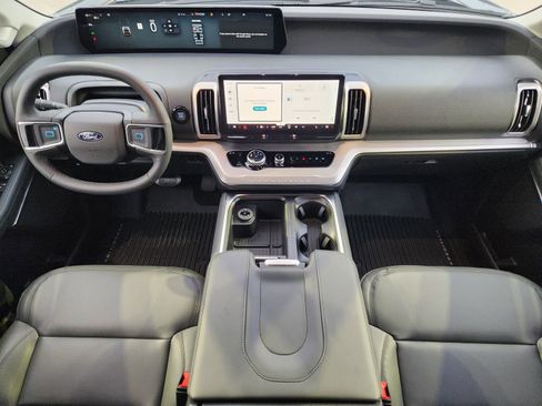 New 2026 Ford Expedition Active RWD image 23
