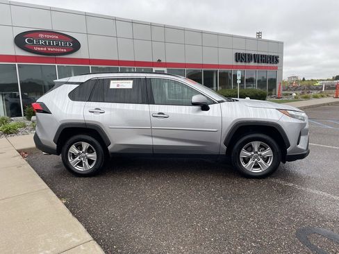 Certified 2022 Toyota RAV4 XLE image 2