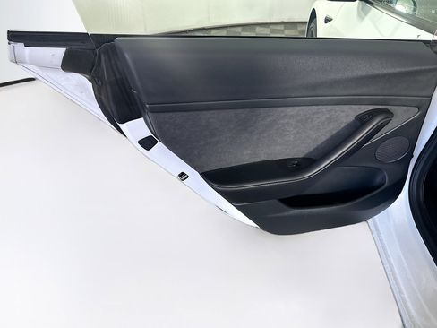 Used 2023 Tesla Model 3 Standard Range RWD image 24