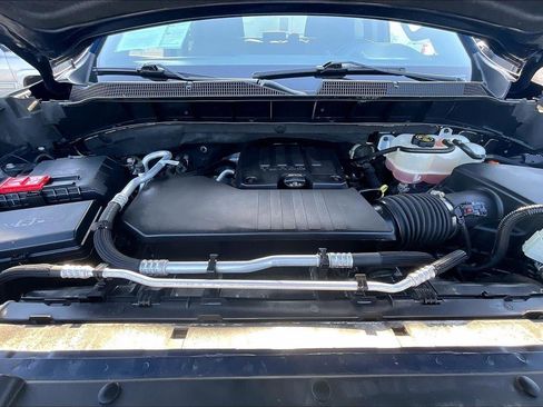 Used 2023 Chevrolet Silverado 1500 LT image 10