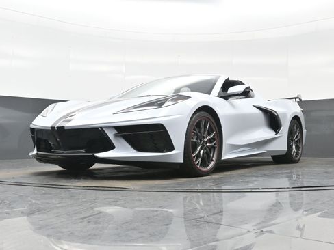 Used 2023 Chevrolet Corvette Stingray Coupe w/ Battery Protection Package image 23